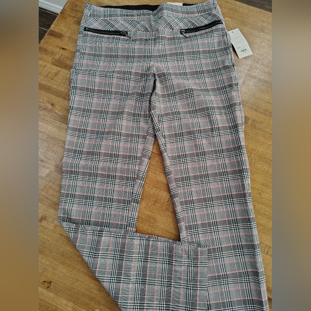 Candie's Audrey Fit Pull On Plaid Slim Stretchy Dressy Pants W/Pink Accent NWT - Picture 3 of 13